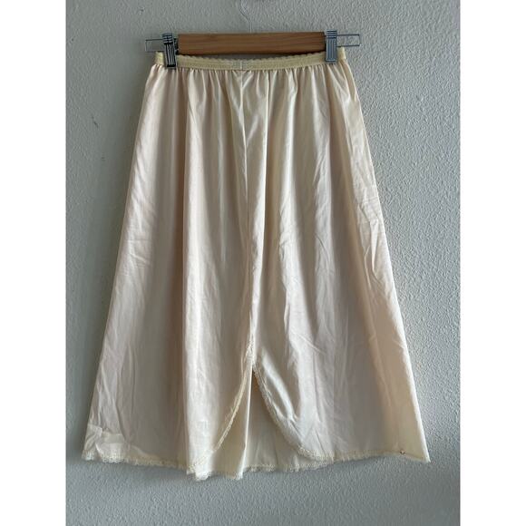Henson Kickernick Vintage Long beige Slip skirt lace trim dainty intimacy flawed - Picture 4 of 9